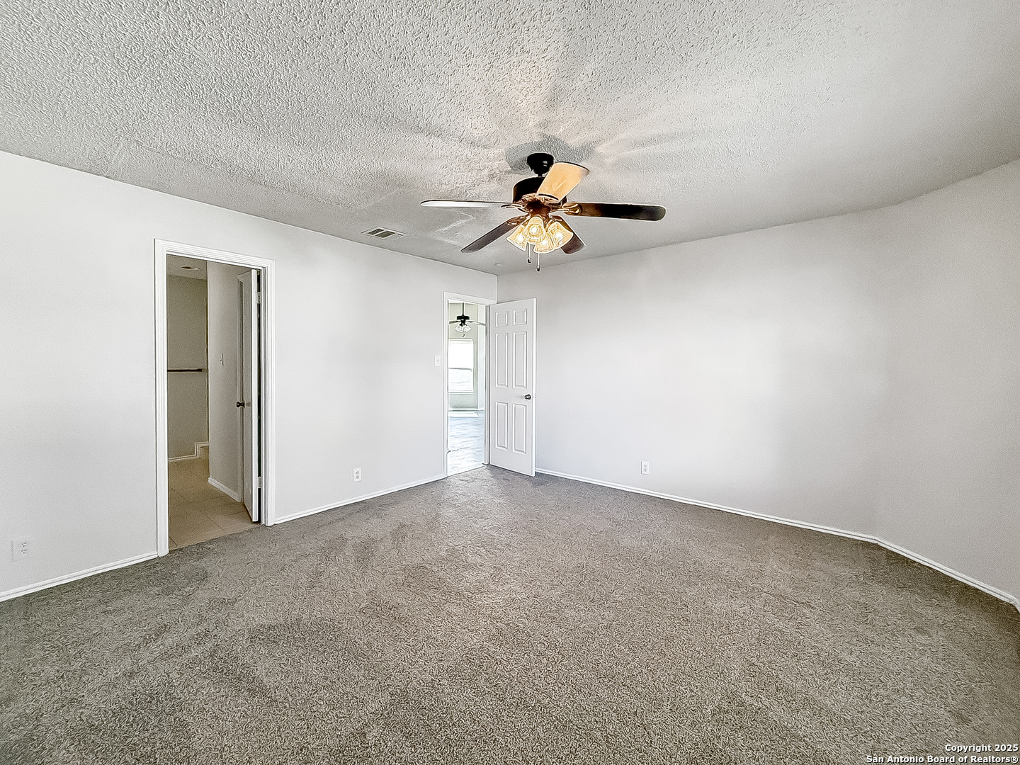 8426 Maple Ridge Drive San Antonio, TX 78239 - Photo 15 of 26