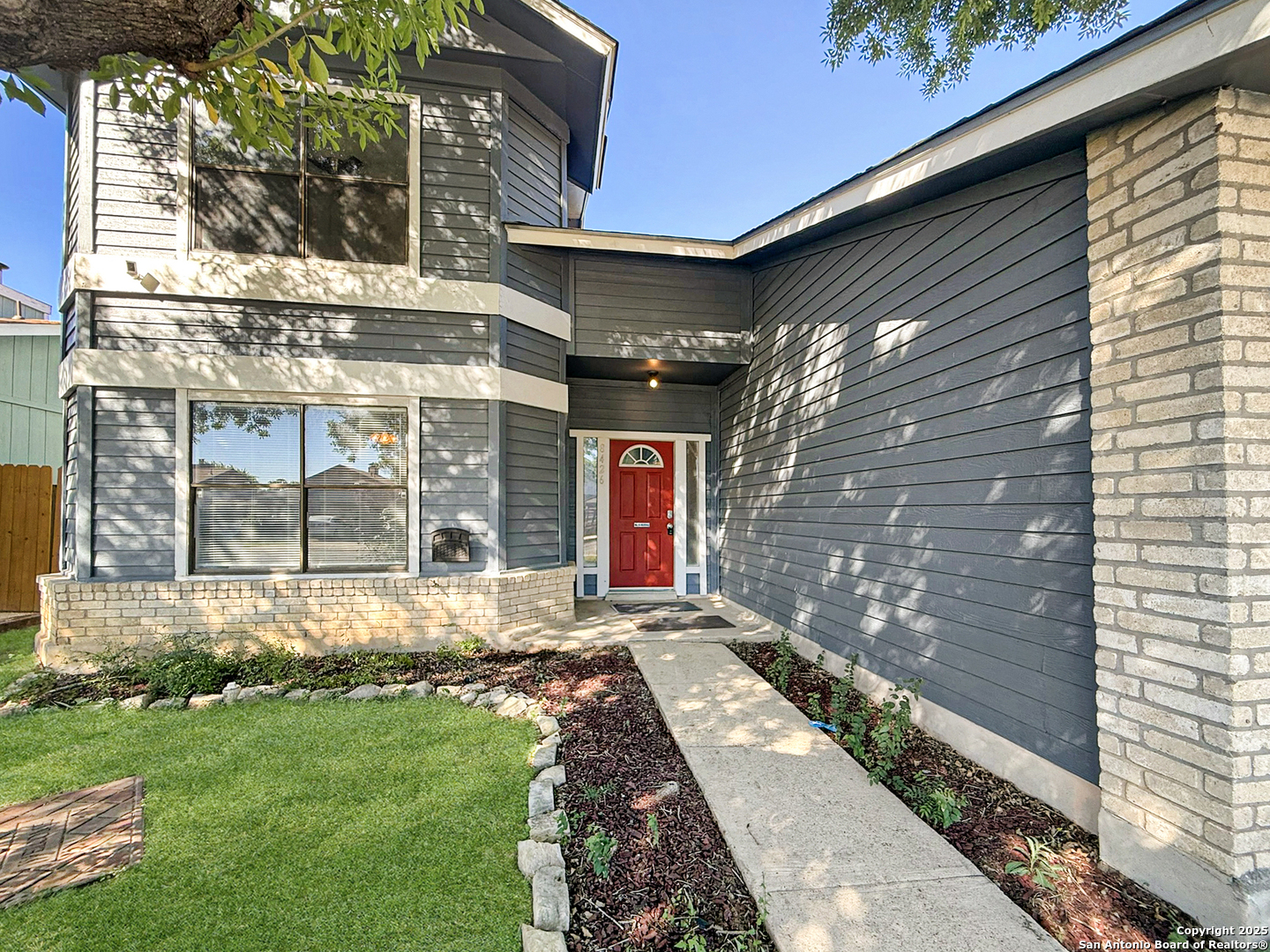 8426 Maple Ridge Drive San Antonio, TX 78239 - Photo 4 of 26