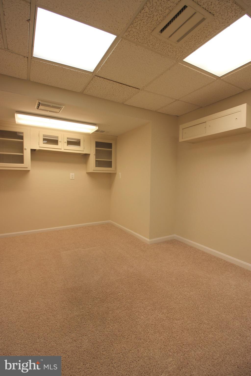 2333 Club Pond Lane Reston, VA 20191 - Photo 22 of 53
