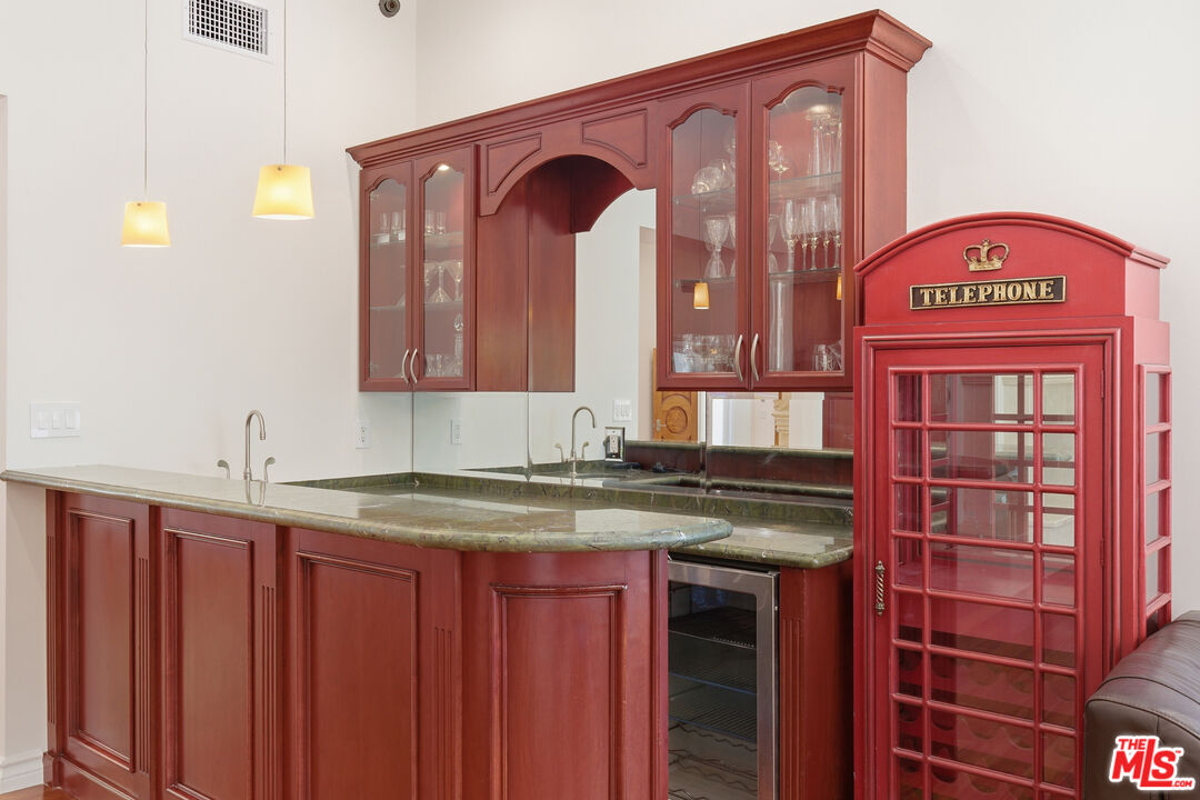 999 Casiano Road Los Angeles, CA 90049 - Photo 15 of 45
