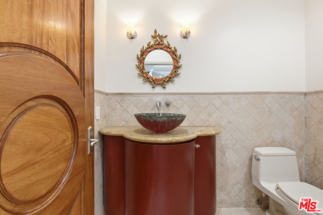 999 Casiano Road Los Angeles, CA 90049 - Photo 26 of 45
