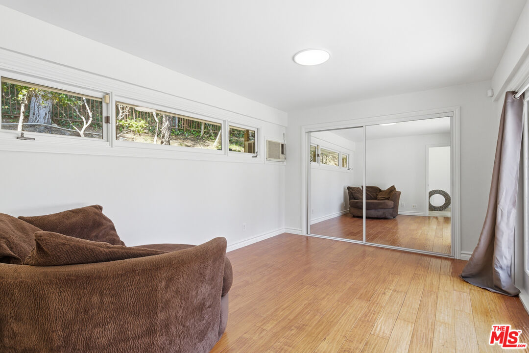999 Casiano Road Los Angeles, CA 90049 - Photo 32 of 45