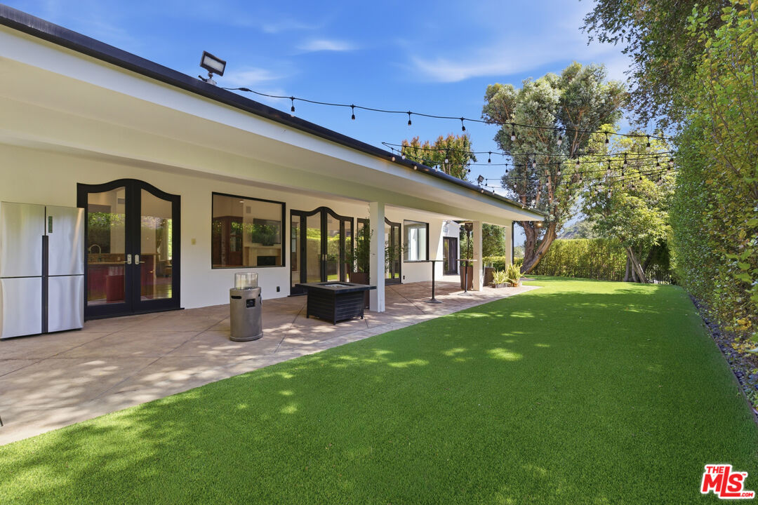 999 Casiano Road Los Angeles, CA 90049 - Photo 38 of 45