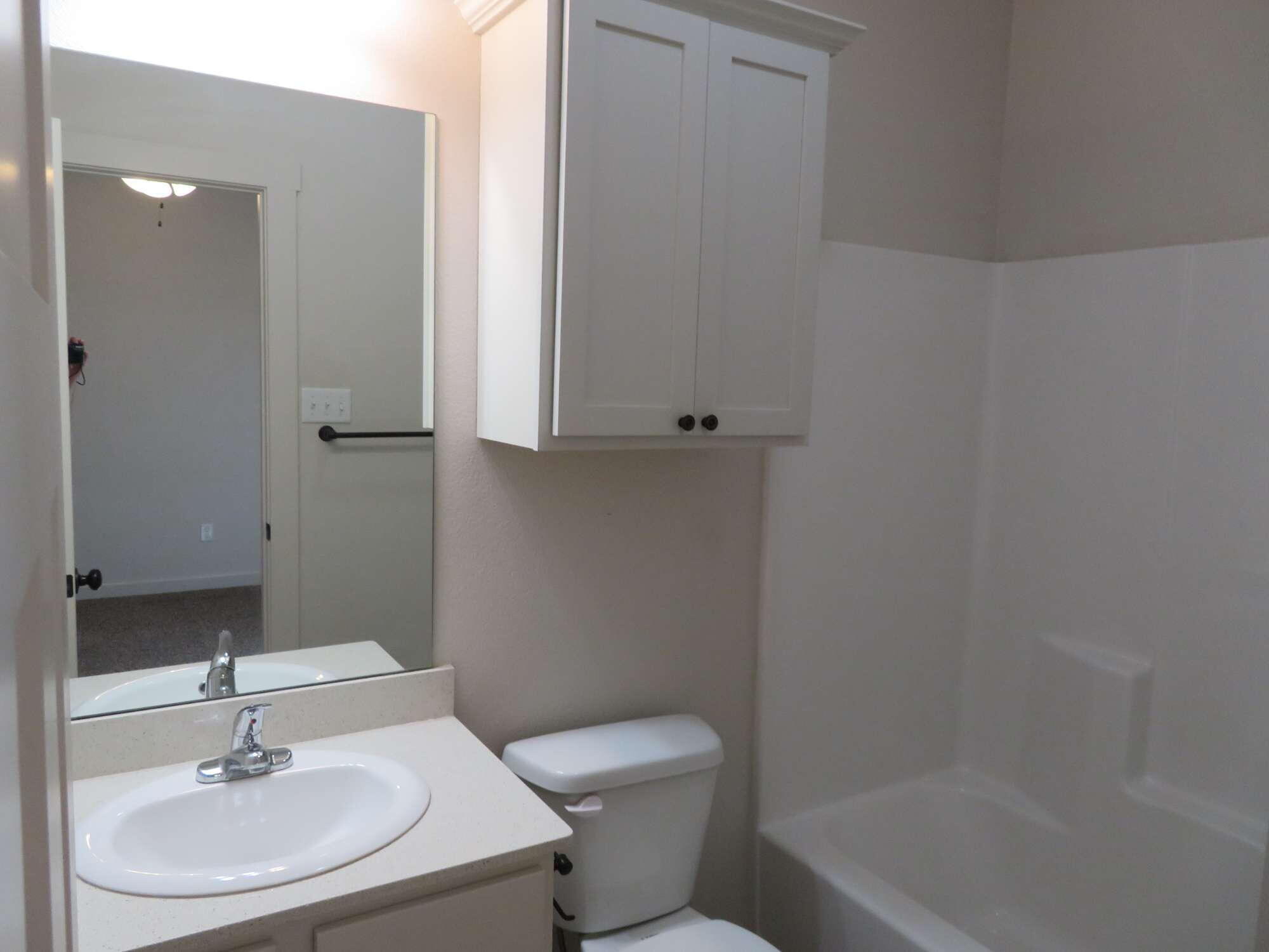 2102 9th Street Lubbock, TX 79401 - Photo 7 of 9 6