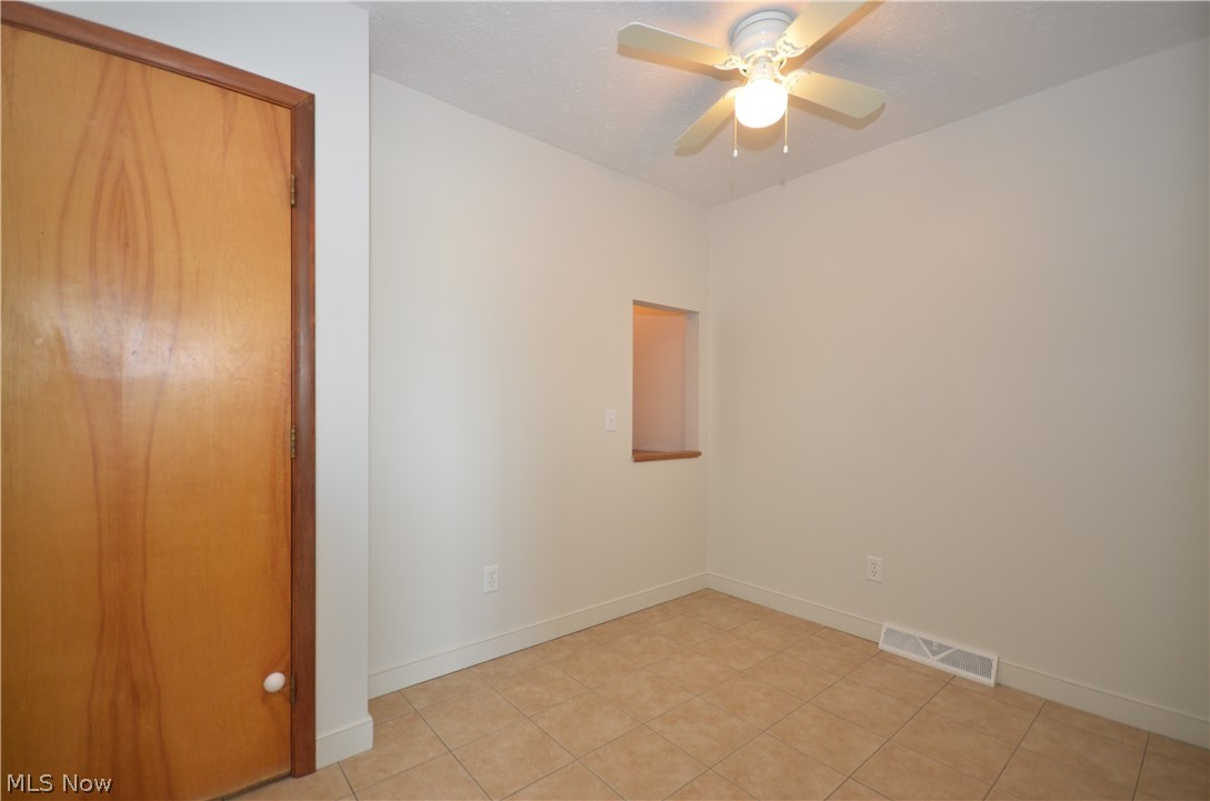 625 Hillman Road Akron, OH 44312 - Photo 13 of 39