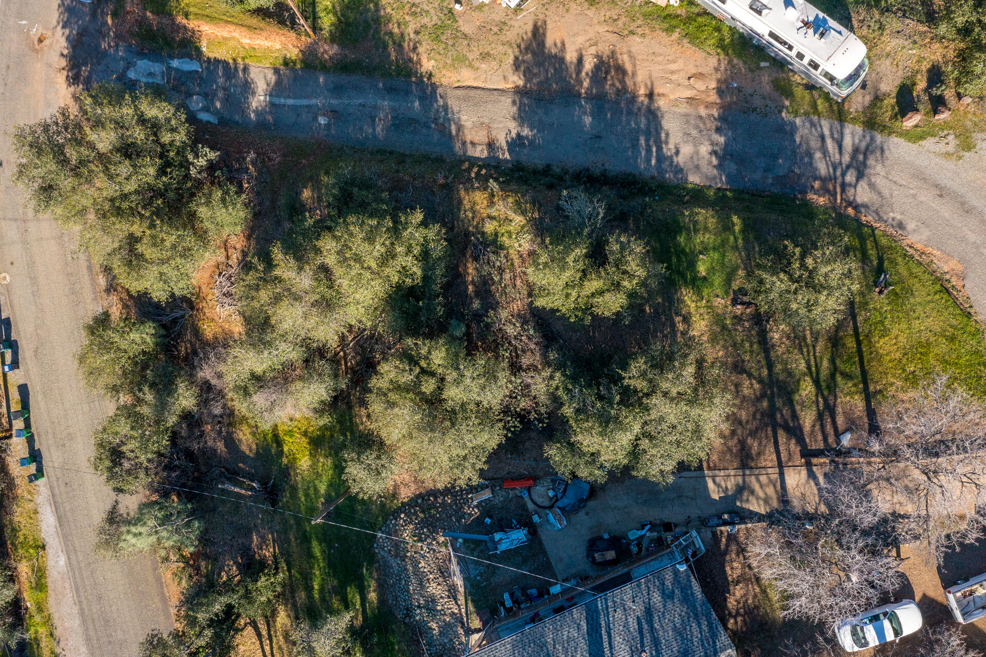 22195 Loop Drive Redding, CA 96003 - Photo 2 of 6 a view of a yard