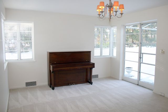 1430 East Overbluff Road Spokane, WA 99203 - Photo 5 of 9 Gallery Image 5