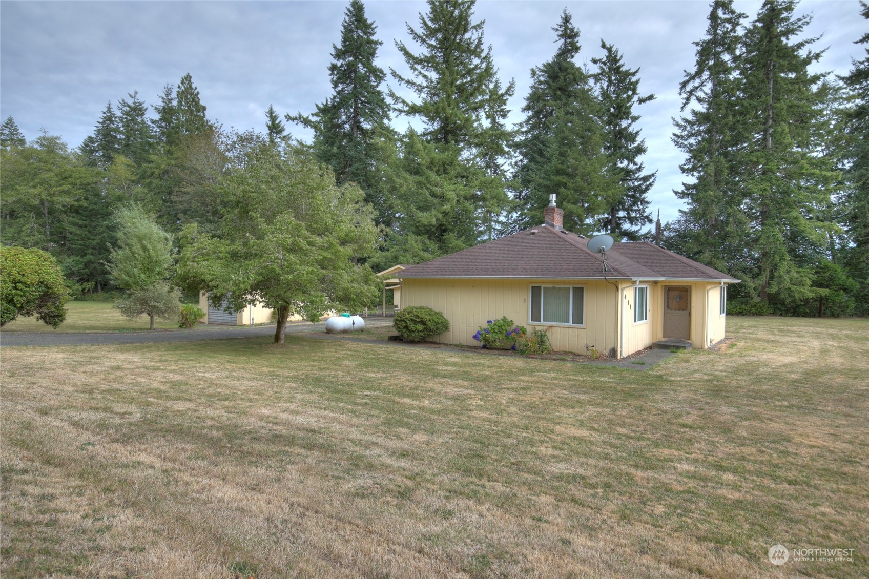 7411 Blaine Road Aberdeen, WA 98520 - Photo 2 of 39 Gallery Image 2