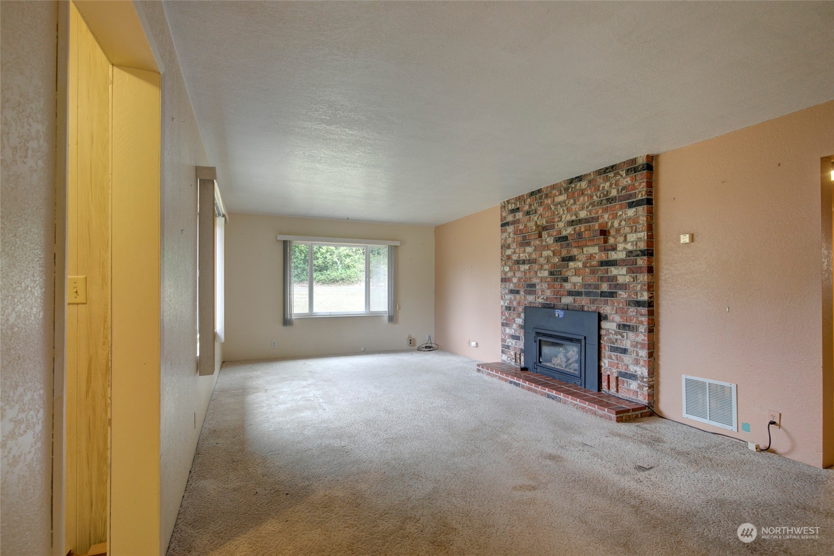 7411 Blaine Road Aberdeen, WA 98520 - Photo 9 of 39 Gallery Image 9