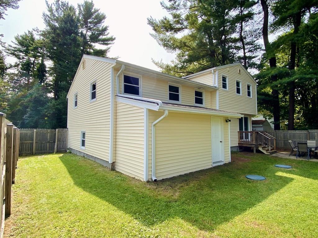 6 Ash Road Halifax, MA 02338 - Photo 4 of 24 Gallery Image 4