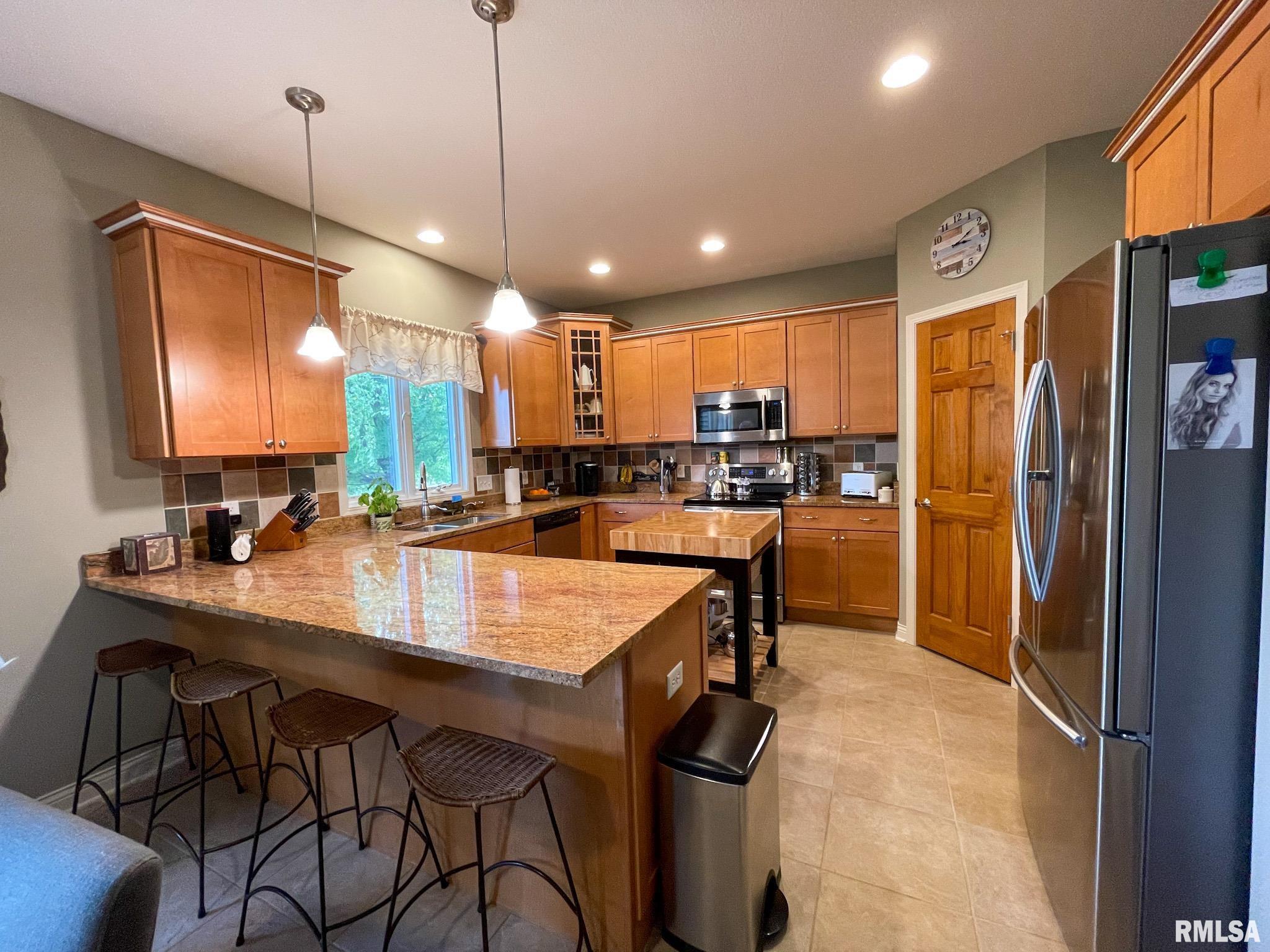 4053 Thunder Ridge Road Bettendorf, IA 52722 - Photo 12 of 33 Gallery Image 12