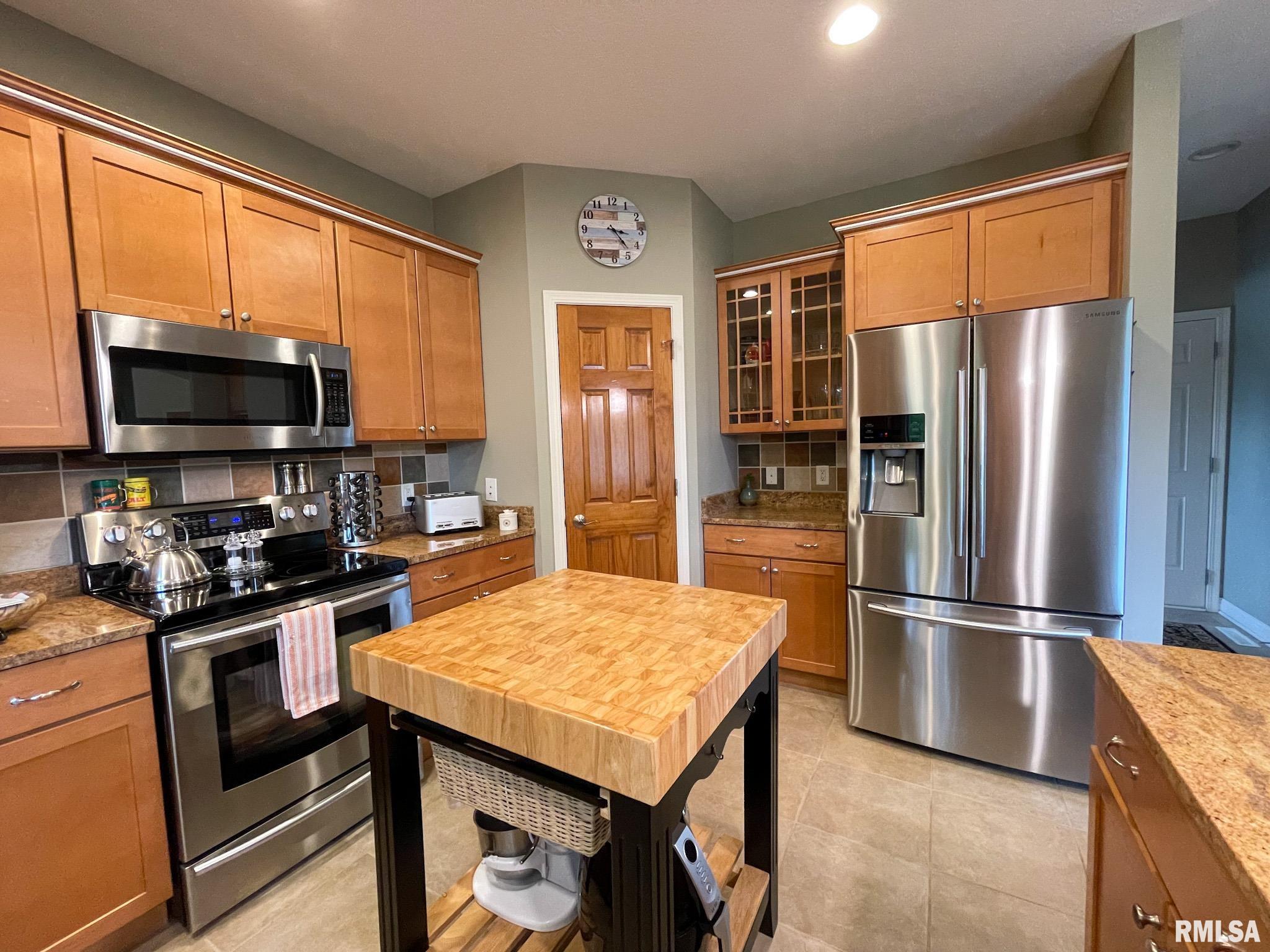 4053 Thunder Ridge Road Bettendorf, IA 52722 - Photo 13 of 33 Gallery Image 13