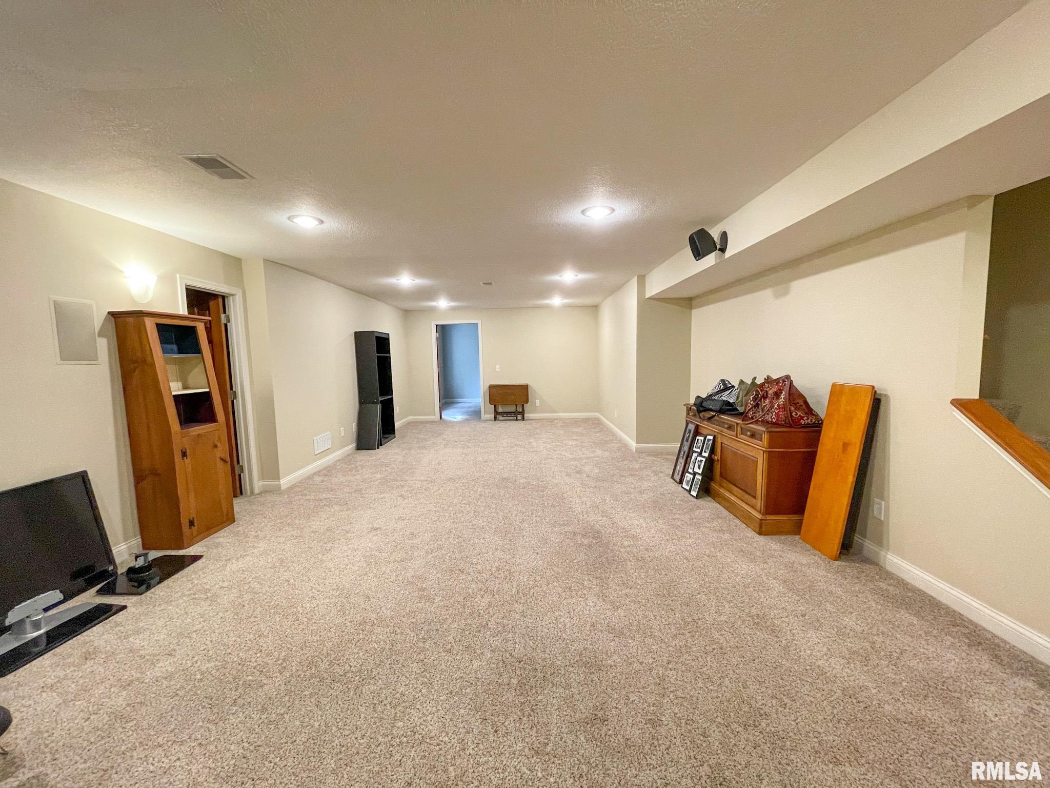 4053 Thunder Ridge Road Bettendorf, IA 52722 - Photo 27 of 33 Gallery Image 27