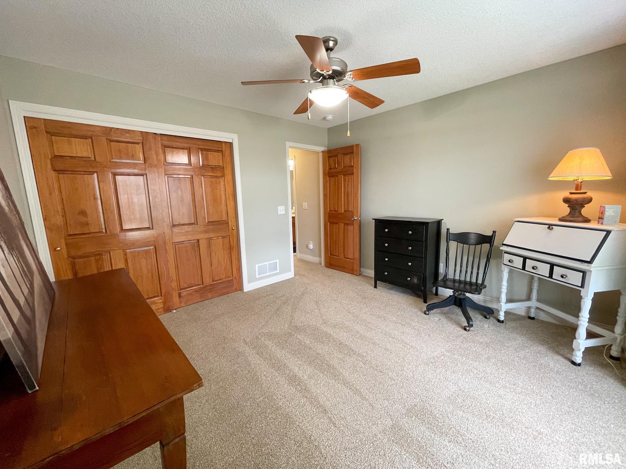 4053 Thunder Ridge Road Bettendorf, IA 52722 - Photo 28 of 33 Gallery Image 28