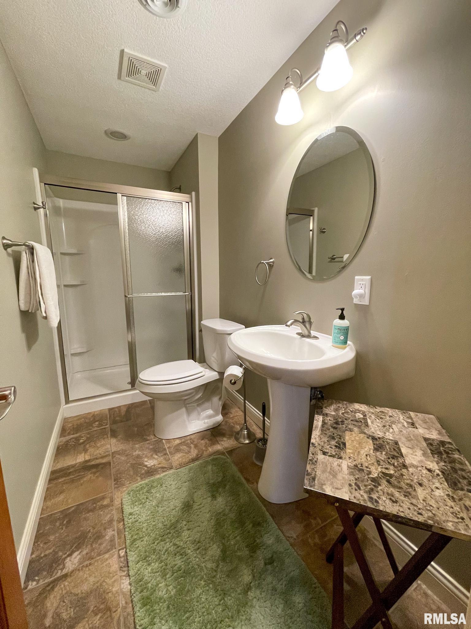4053 Thunder Ridge Road Bettendorf, IA 52722 - Photo 29 of 33 Gallery Image 29
