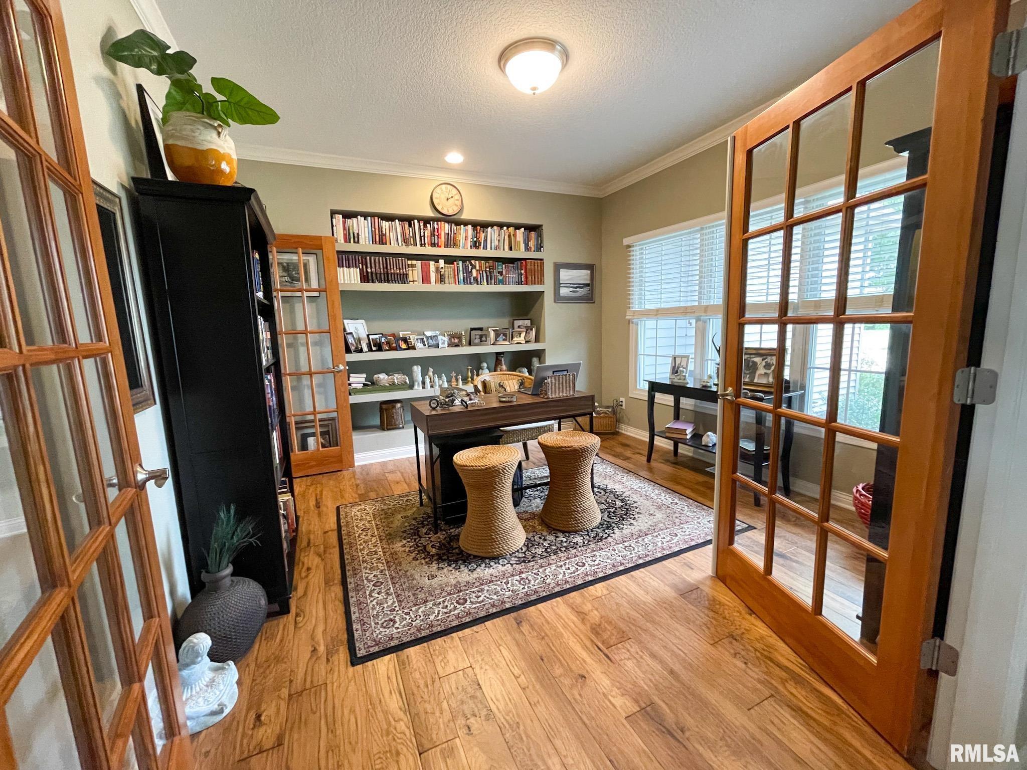4053 Thunder Ridge Road Bettendorf, IA 52722 - Photo 6 of 33 Gallery Image 6