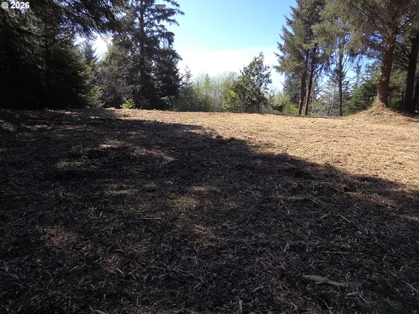 $500,000 | Hammond Lane, Unit 9, Gold Beach, OR 97444