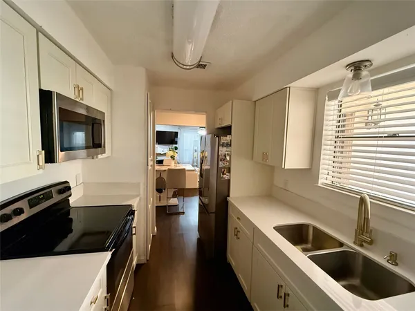 $1,450 | 2277 South Kirkwood Road, Unit 913, Houston, TX 77077