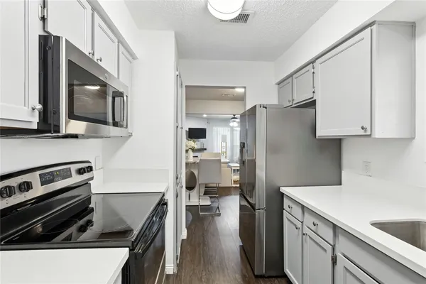 $1,450 | 2277 South Kirkwood Road, Unit 913, Houston, TX 77077