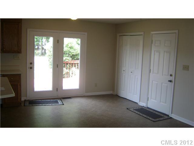 509 Davis Road Shelby, NC 28152 - Photo 5 of 12 Gallery Image 5