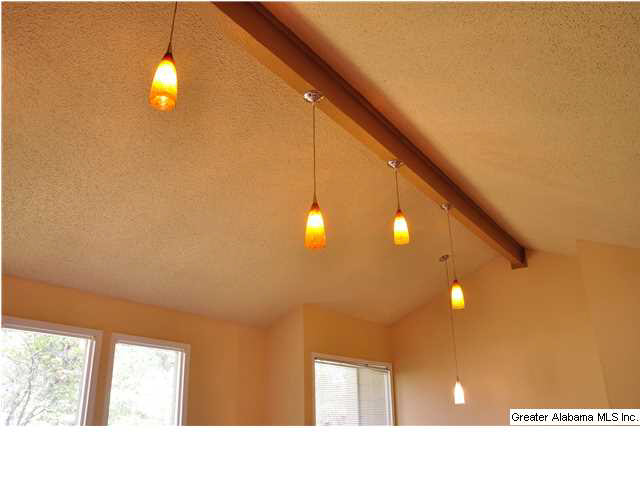 1421 Tropical Lane Alabaster, AL 35007 - Photo 10 of 31