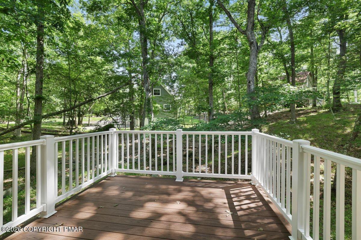 320 Canterbury Road Bushkill, PA 18324 - Photo 35 of 55 Rear deck