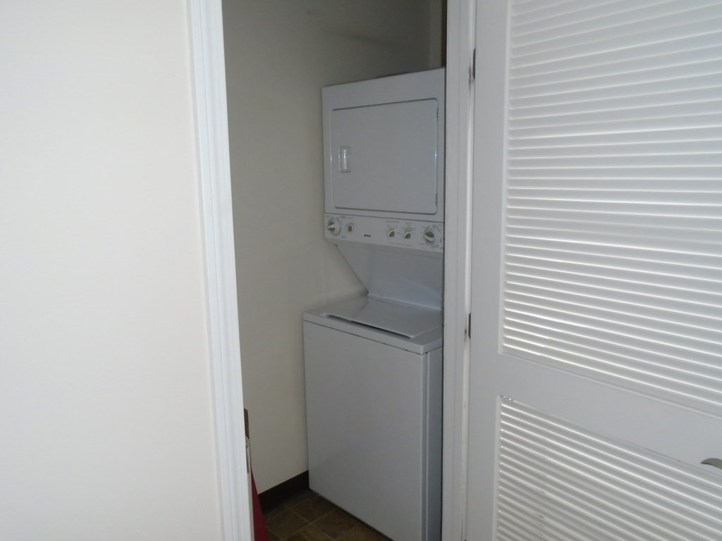 42 Phillips Road, Unit 10 Holden, MA 01520 - Photo 9 of 17 Gallery Image 9