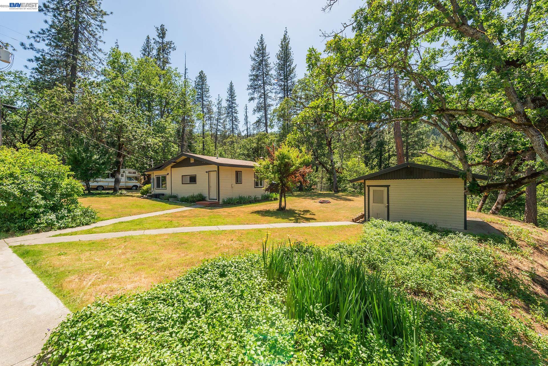 1476 Poker Bar Road Douglas City, CA 96024 - Photo 5 of 77
