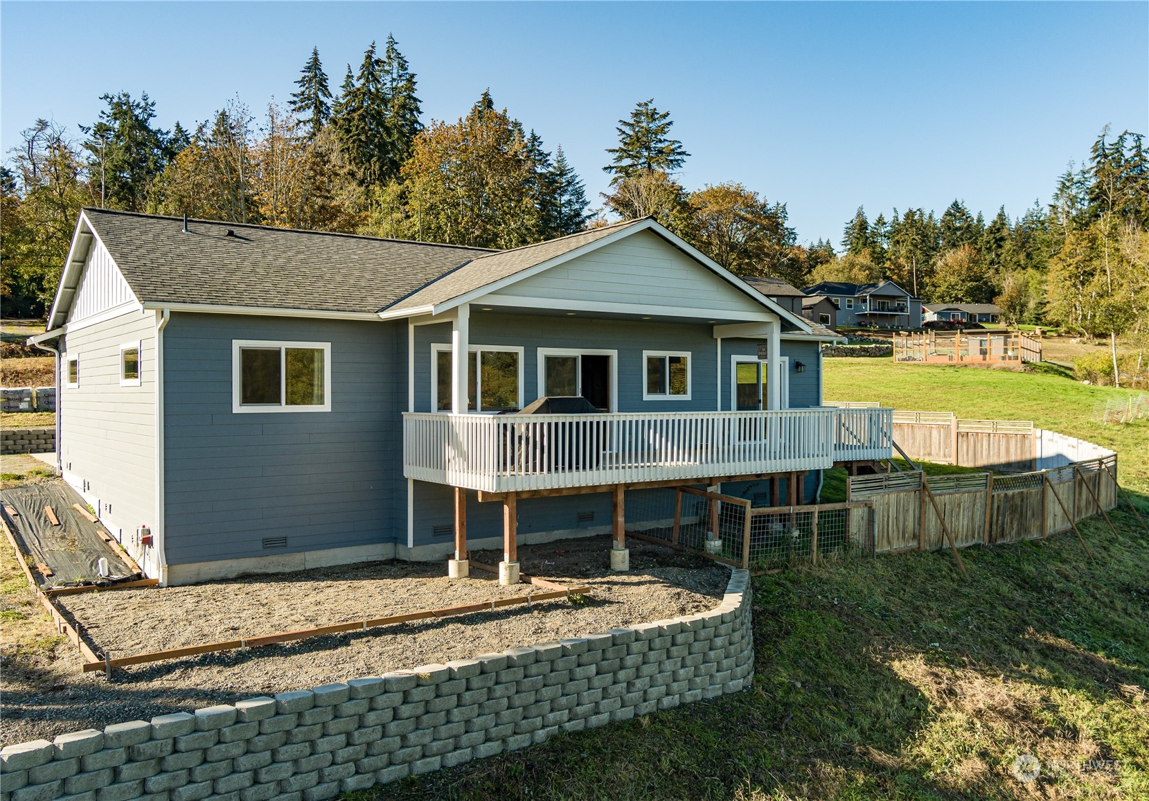 1665 Silver Lake Road Oak Harbor, WA 98277 - Photo 38 of 39 Gallery Image 38