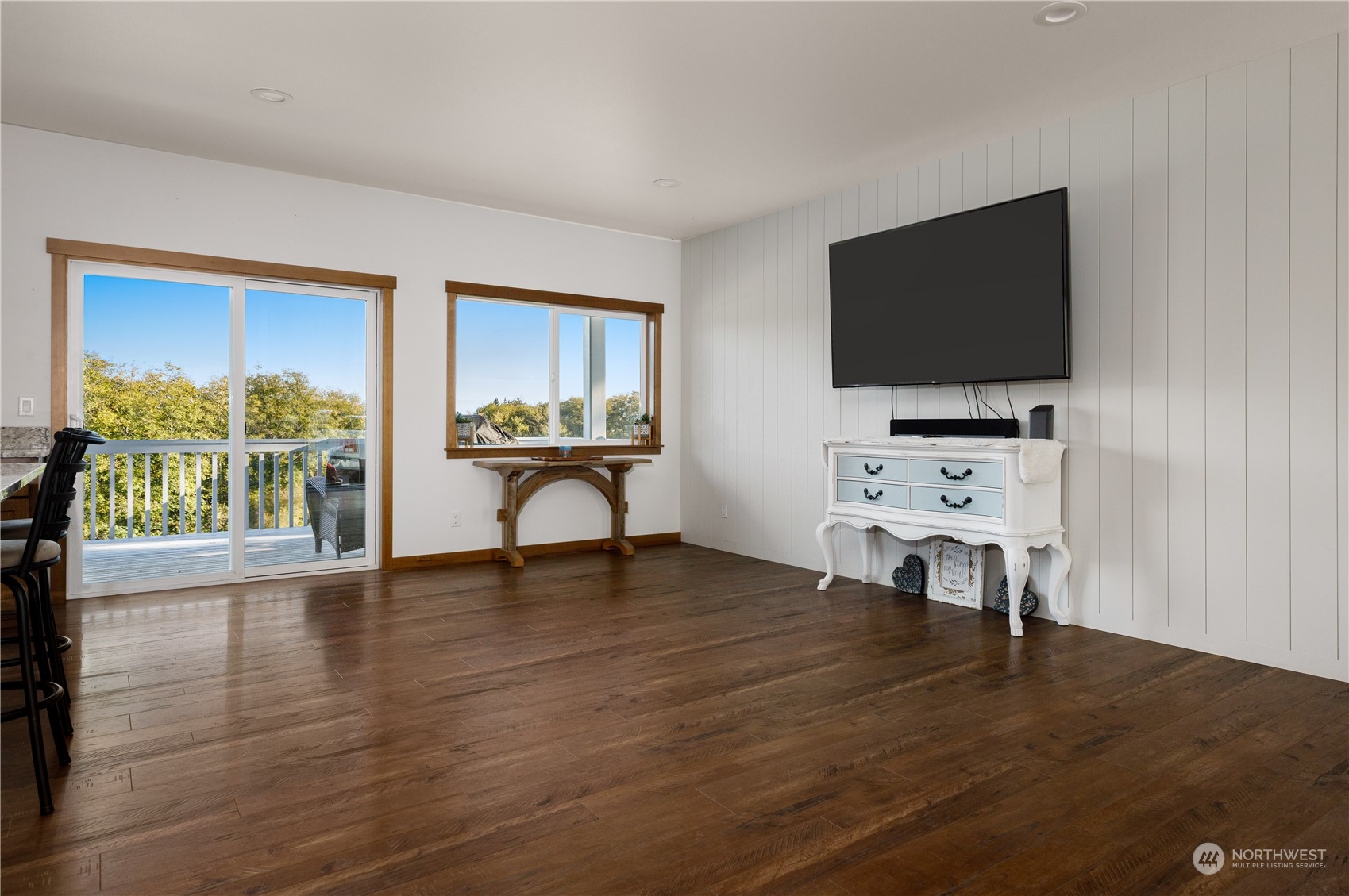 1665 Silver Lake Road Oak Harbor, WA 98277 - Photo 10 of 39 Gallery Image 10