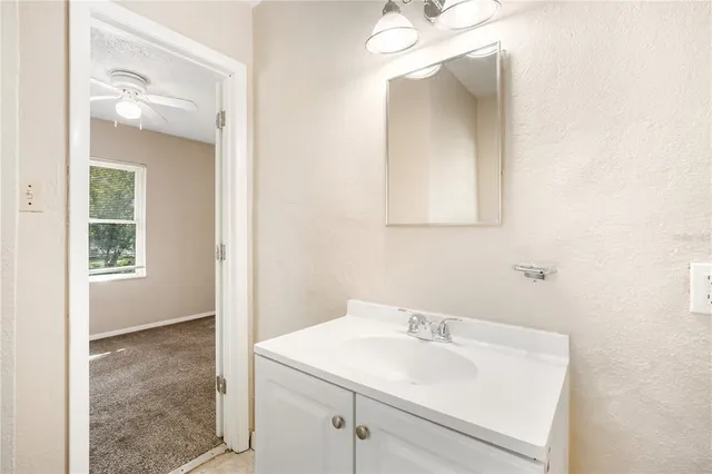 $1,695 | 708 East Brawin Avenue, Tampa, FL 33612