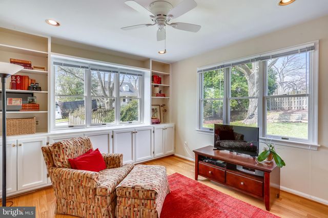 $975,000 | 5819 Walton Road, Bethesda, MD 20817