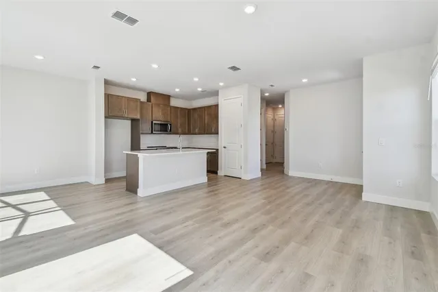 $404,990 | 10712 Oak Bnd Drive, Parrish, FL 34219