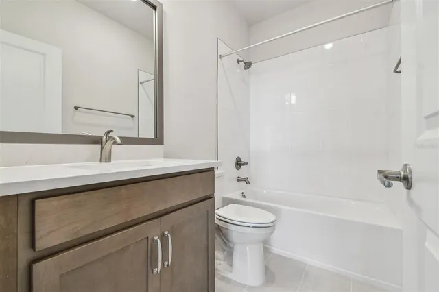 $404,990 | 10712 Oak Bnd Drive, Parrish, FL 34219