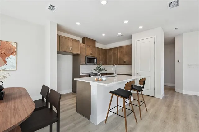 $404,990 | 10712 Oak Bnd Drive, Parrish, FL 34219