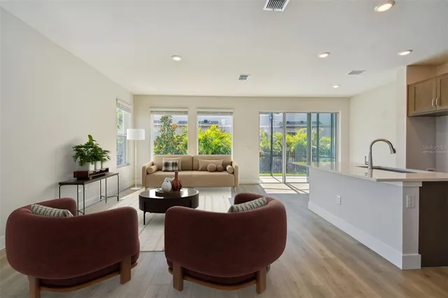 $404,990 | 10712 Oak Bnd Drive, Parrish, FL 34219