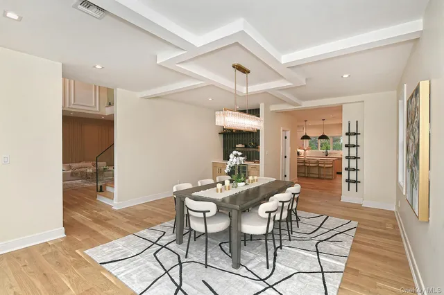 $2,458,888 | 39 Forest Lane, Westbury, NY 11590