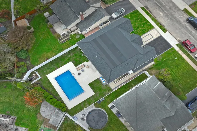 $2,458,888 | 39 Forest Lane, Westbury, NY 11590