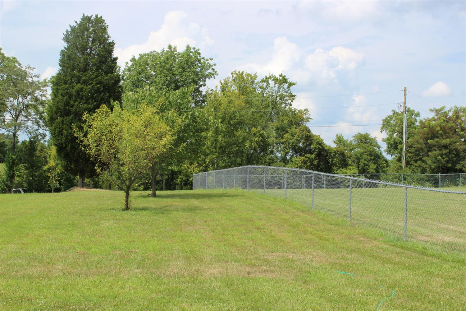 341 Ridgeview Drive Berea, KY 40403 - Photo 2 of 7 Photo 2