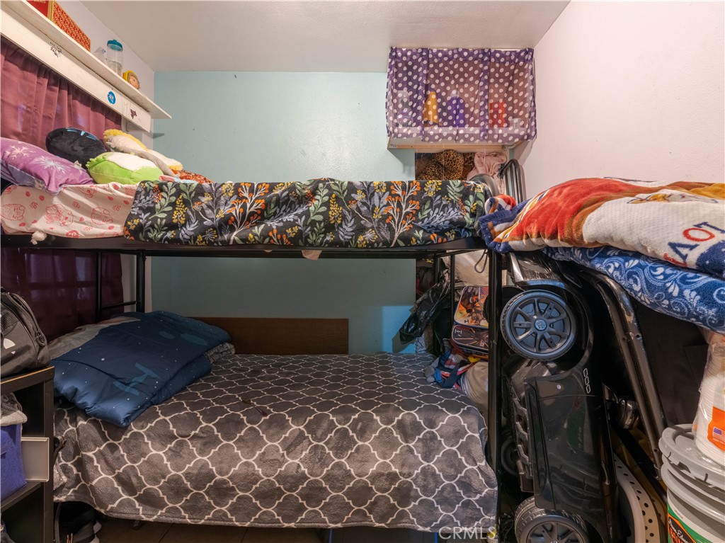 1211 Hoffman Avenue Long Beach, CA 90813 - Photo 18 of 33 a view of entryway with wooden floor