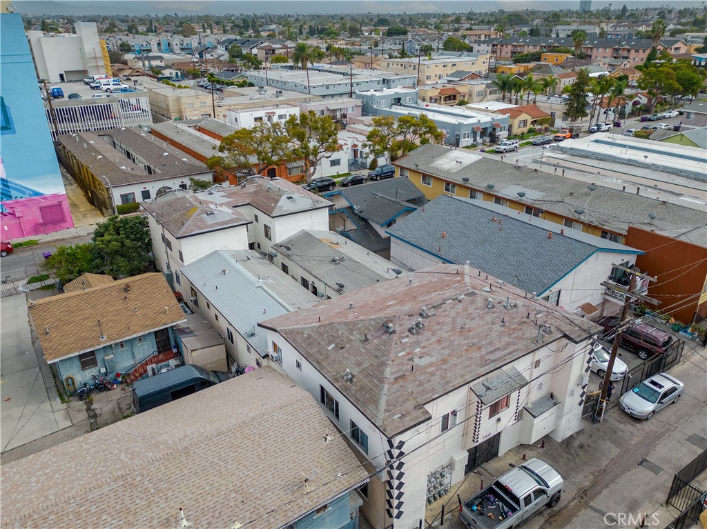 1211 Hoffman Avenue Long Beach, CA 90813 - Photo 9 of 33 an aerial view of a house with a outdoor space
