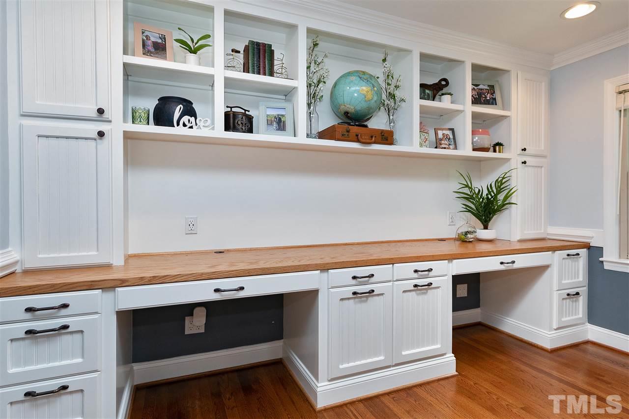 4204 Rowan Street Raleigh, NC 27609 - Photo 15 of 30