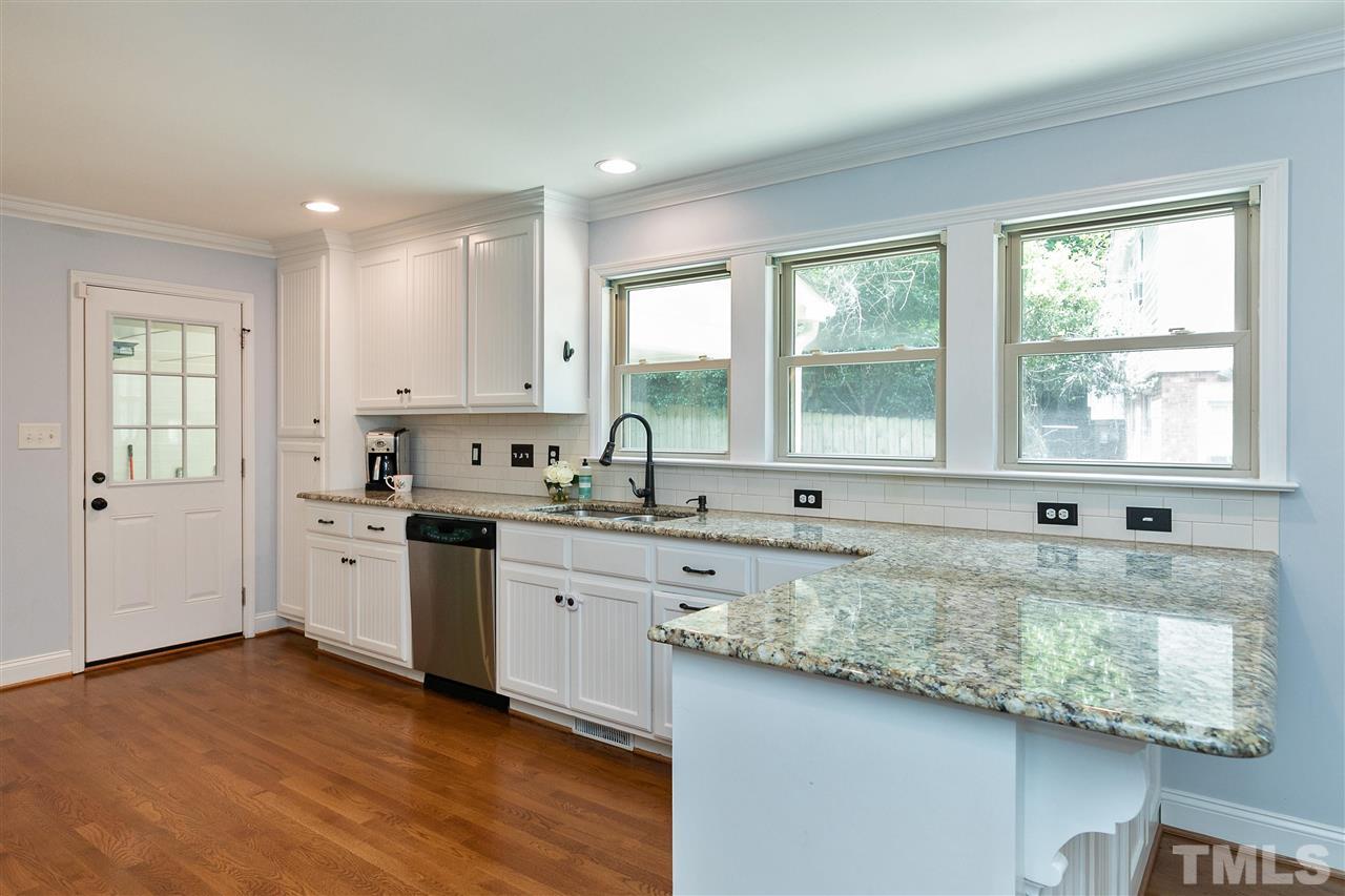 4204 Rowan Street Raleigh, NC 27609 - Photo 4 of 30