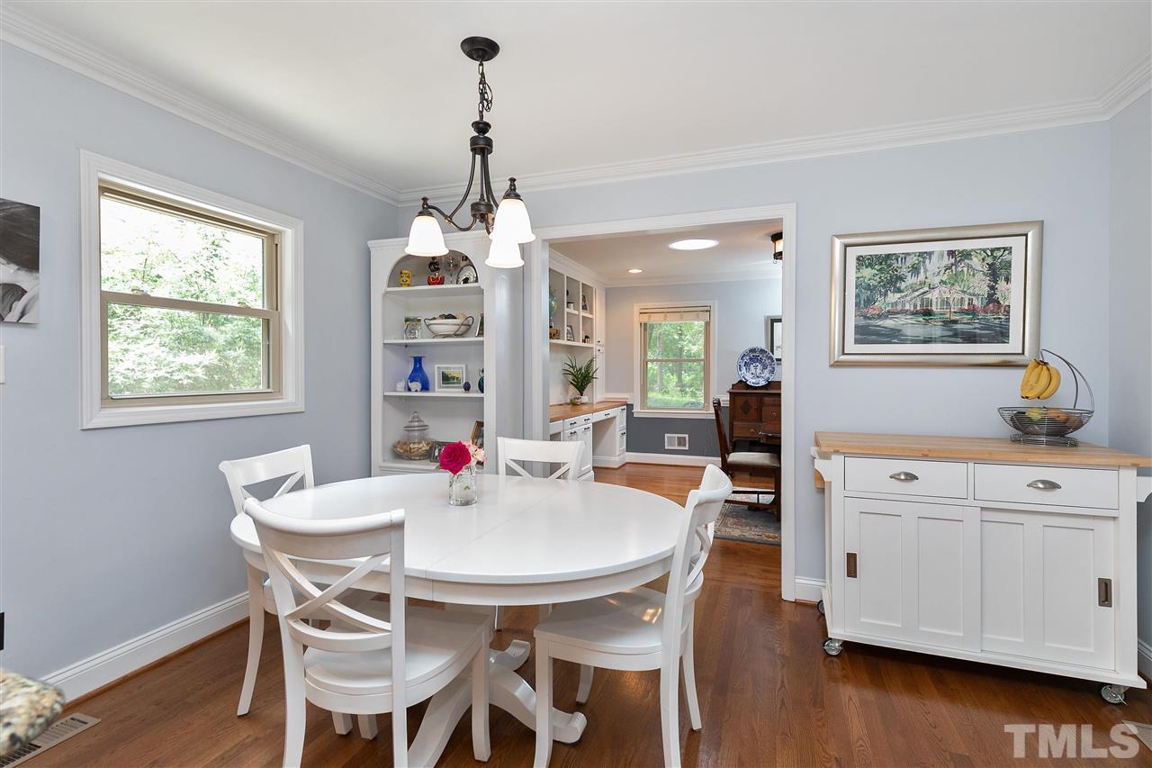 4204 Rowan Street Raleigh, NC 27609 - Photo 9 of 30