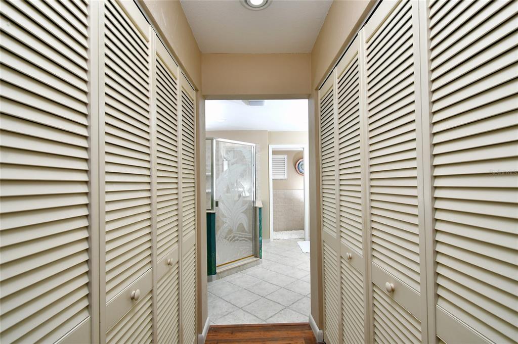 2 Pirates Lane, Unit 21C Punta Gorda, FL 33955 - Photo 20 of 36 a view of a bathroom