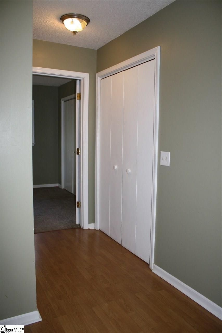 513 Old Stagecoach Road Easley, SC 29642 - Photo 7 of 34 Gallery Image 7
