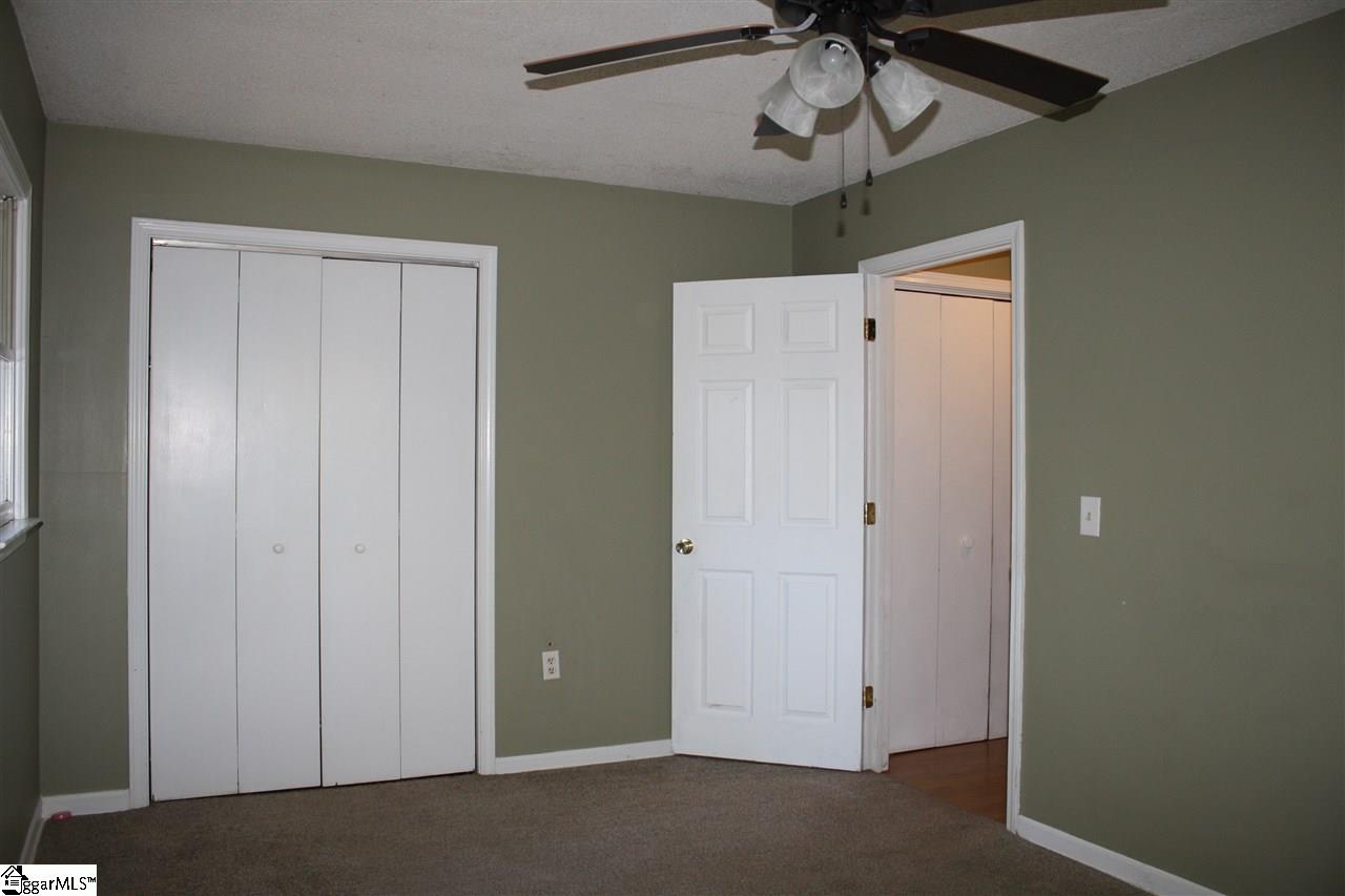 513 Old Stagecoach Road Easley, SC 29642 - Photo 10 of 34 Gallery Image 10