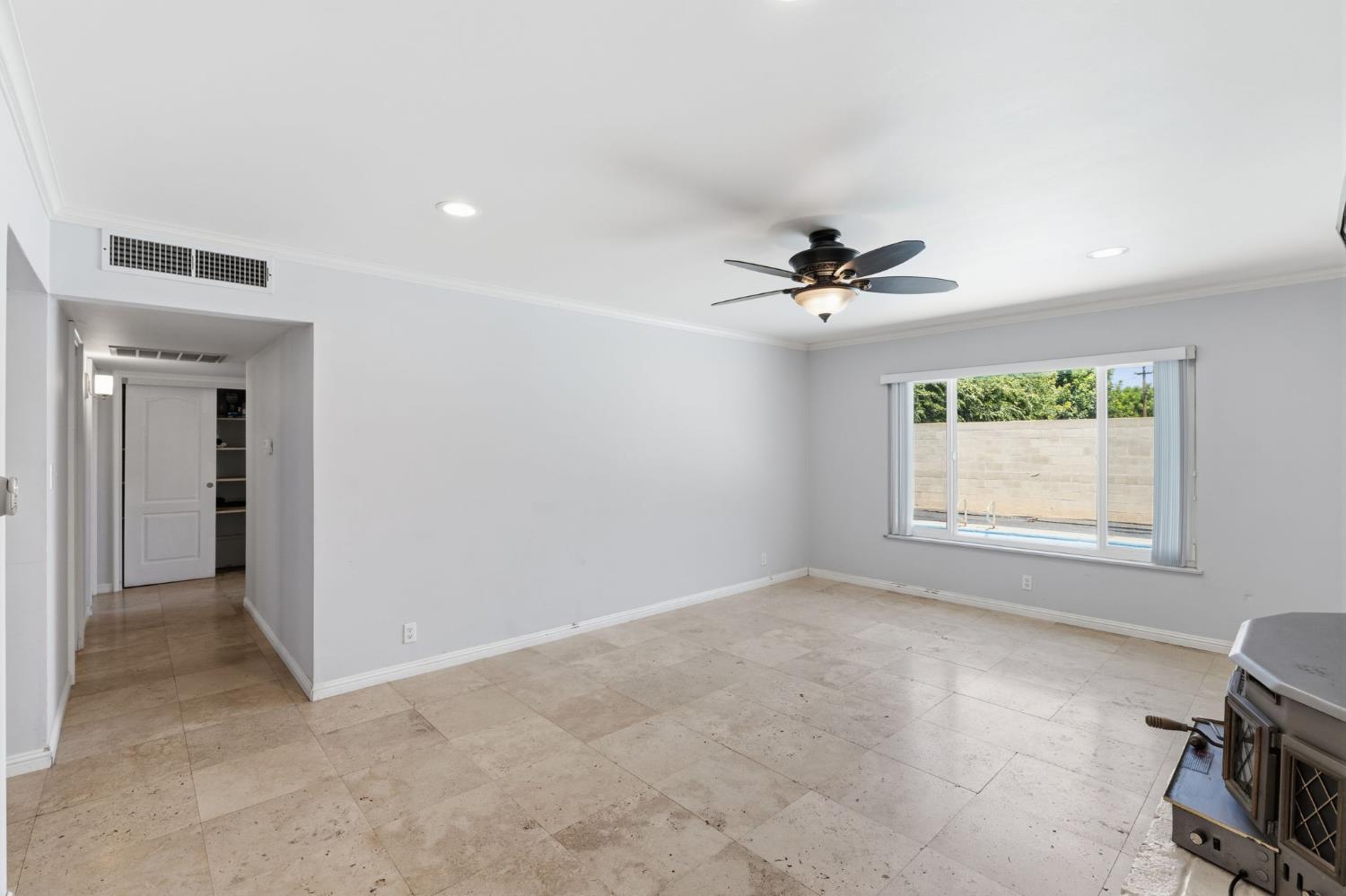 712 East San Ramon Avenue Fresno, CA 93710 - Photo 14 of 44