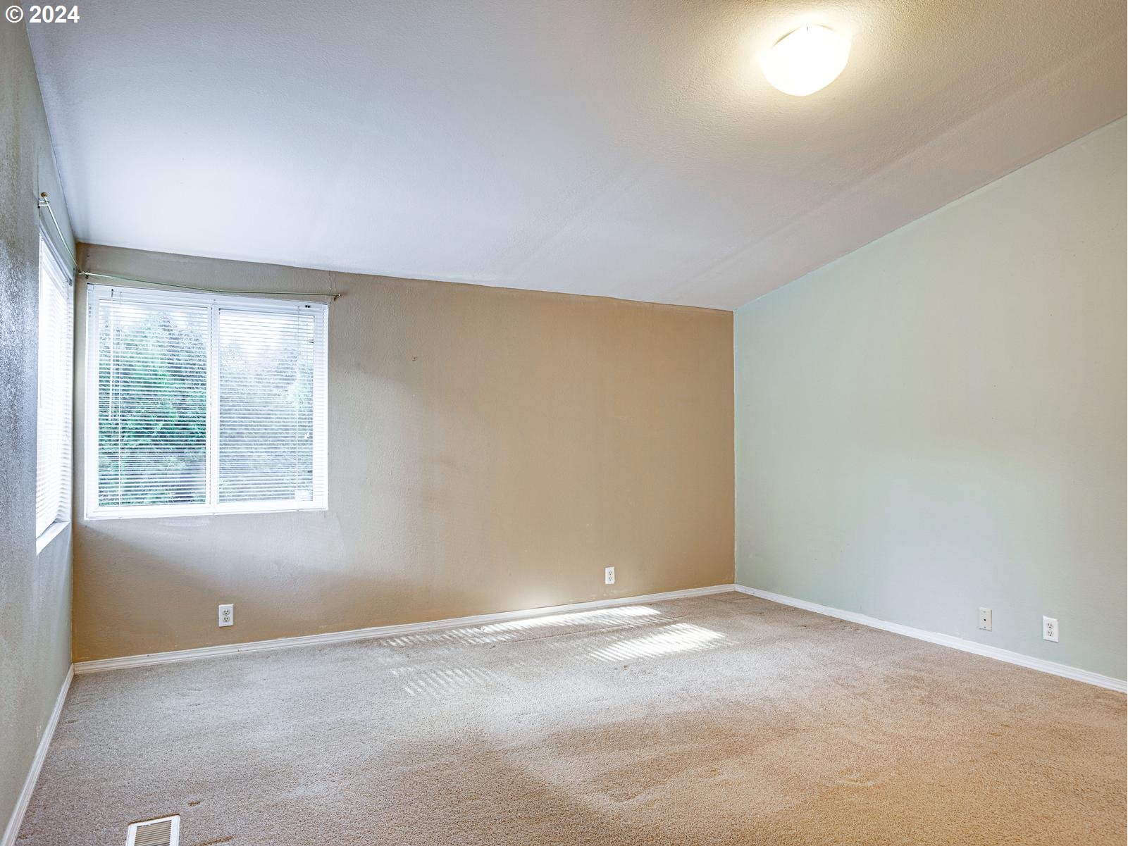 37600 Sunset Street, Unit 16 Sandy, OR 97055 - Photo 13 of 31 Gallery Image 13