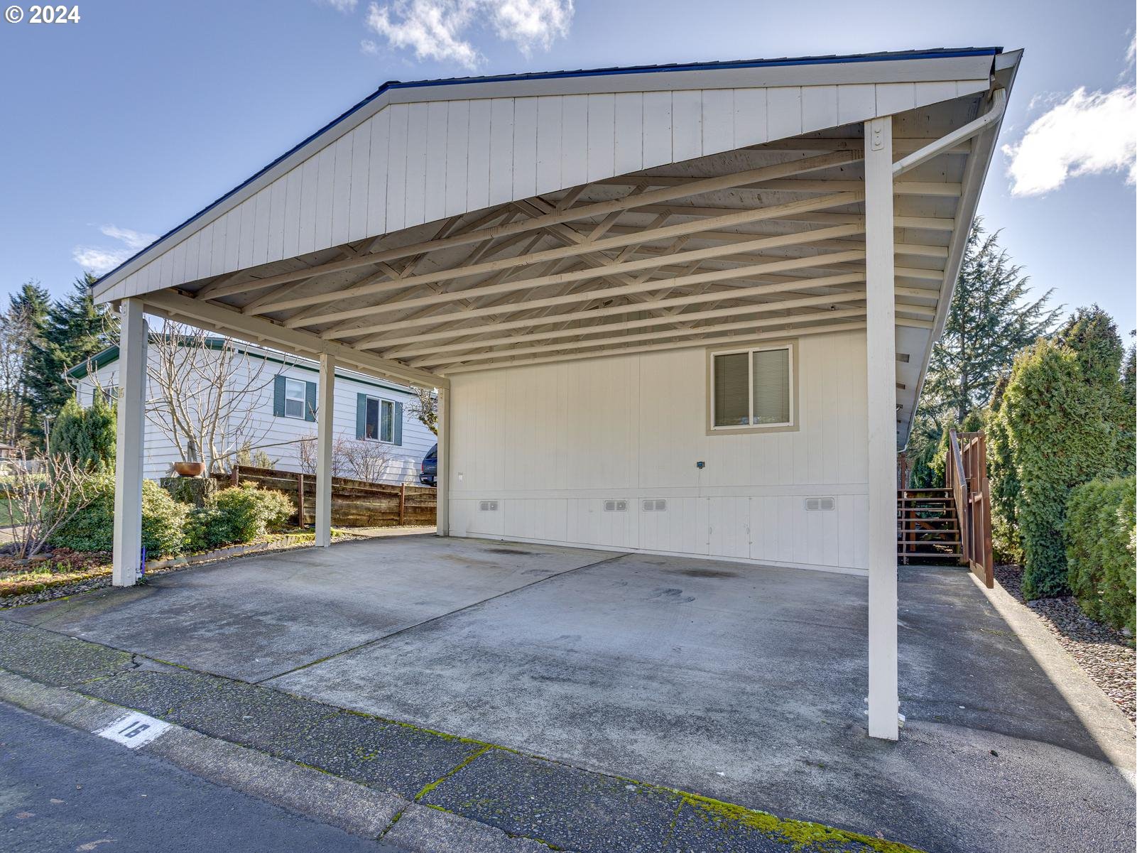 37600 Sunset Street, Unit 16 Sandy, OR 97055 - Photo 2 of 31 Gallery Image 2